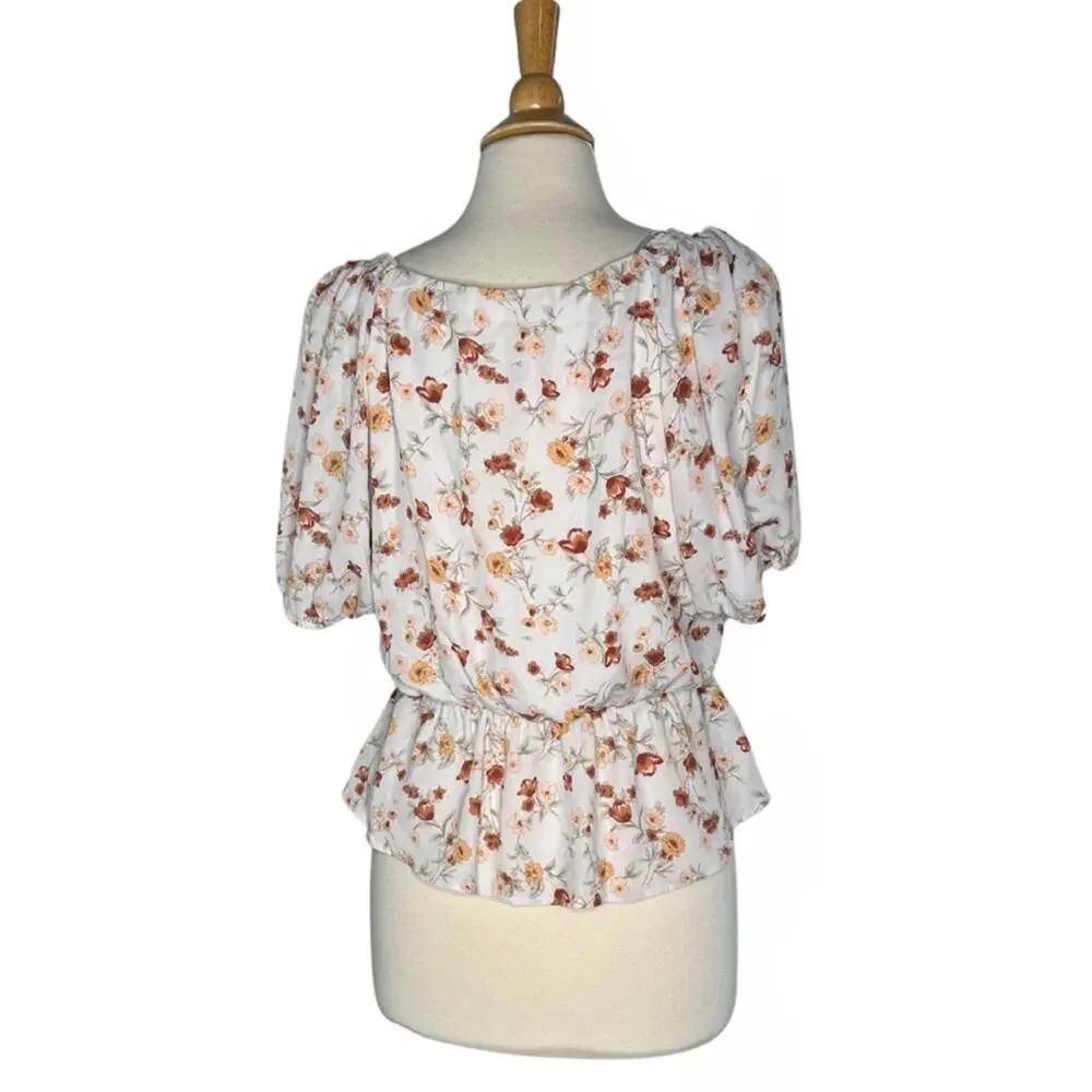Astr The Label Puff Sleeve Wrap Blouse Floral Girly Cottagecore C2